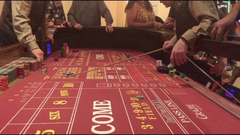 Bally's大西洋城赌场的外部景观，该赌场在2025年上半年报告了损失。